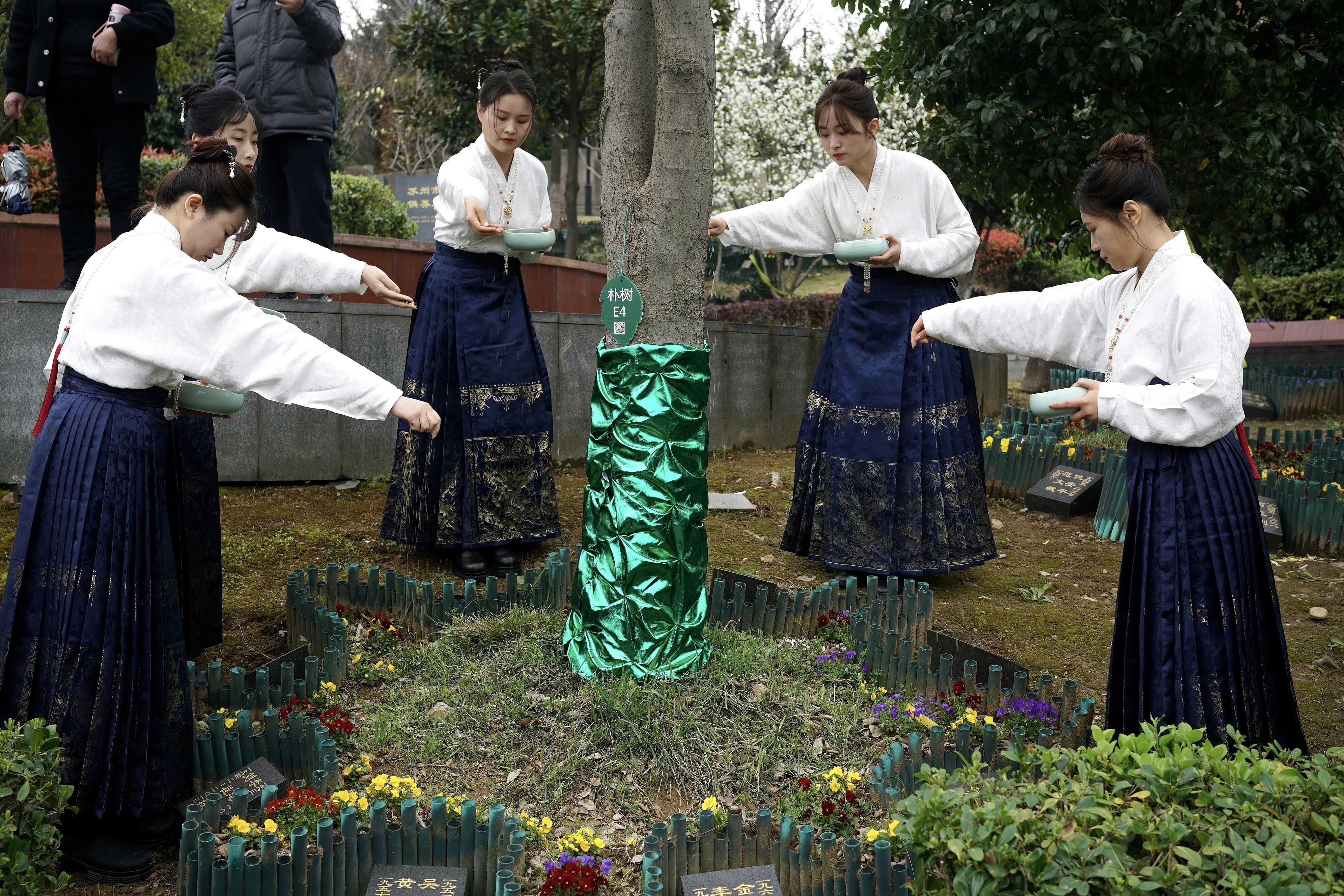 生态安葬 树葬共祭活动